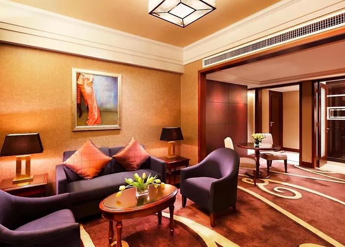 Sheraton One-Bedroom King Suite